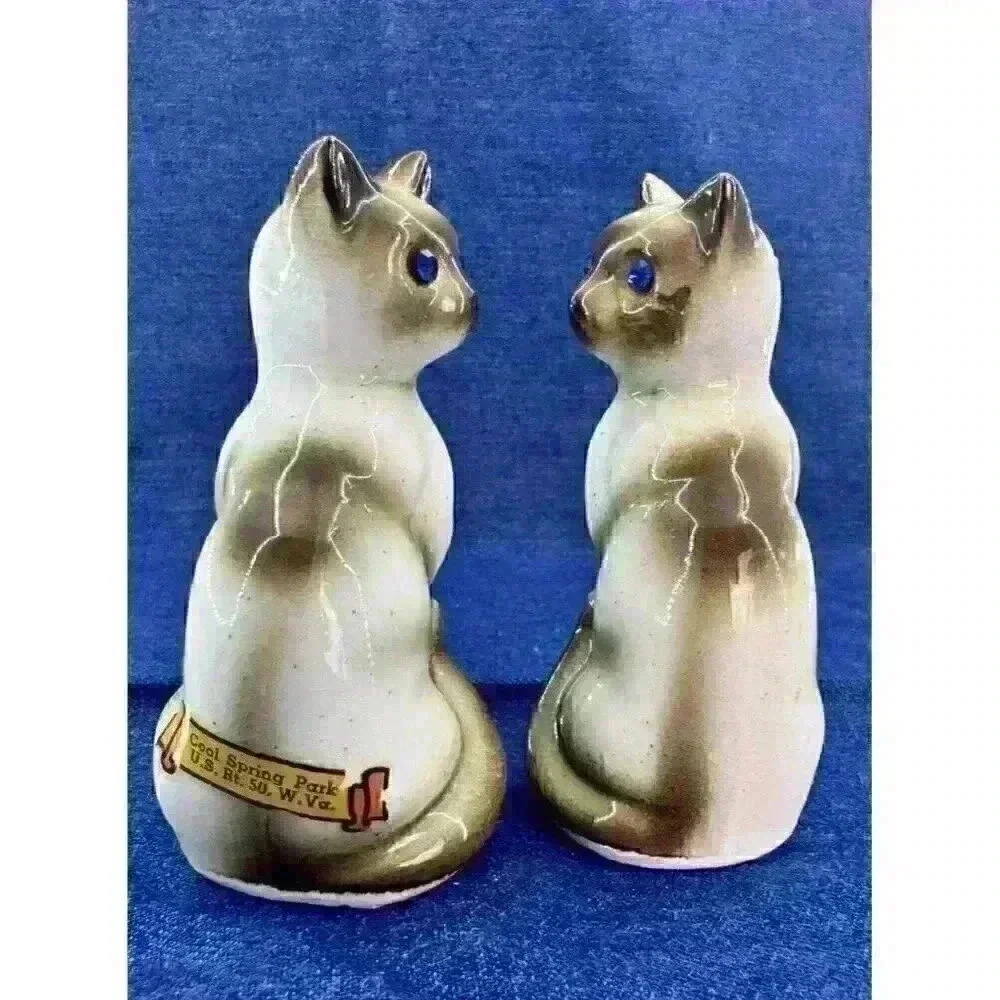 VTG Set Mid Century Siamese Cats‎ With Sapphire Eyes Salt & Pepper Shakers